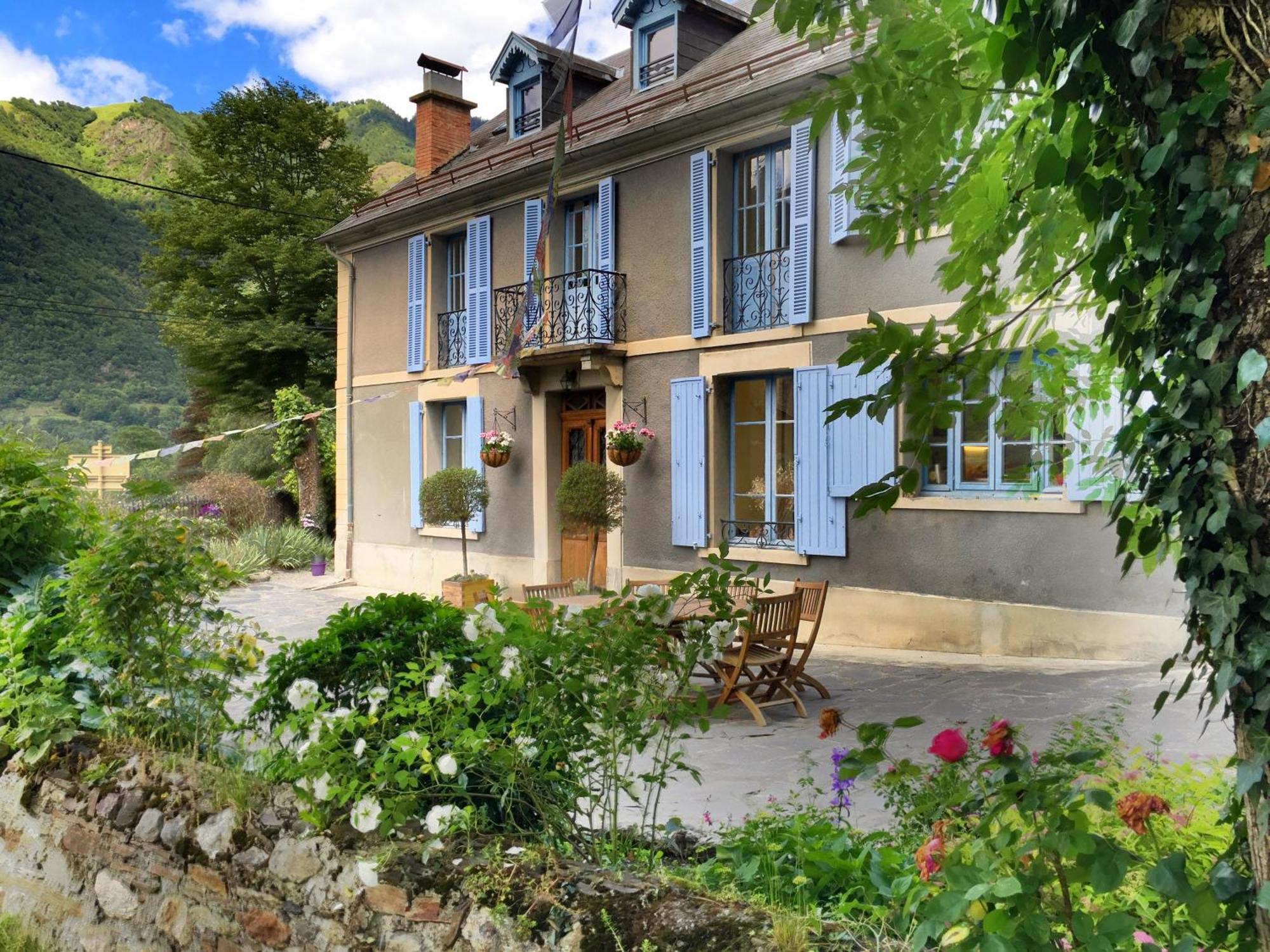 Papilio Bed and Breakfast Montauban-de-Luchon Buitenkant foto