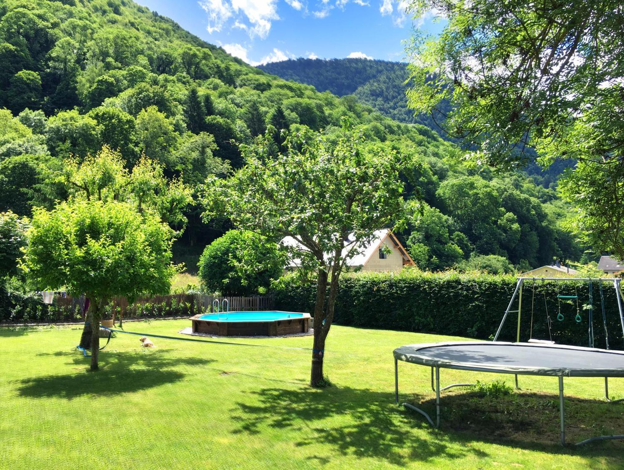 Papilio Bed and Breakfast Montauban-de-Luchon Buitenkant foto